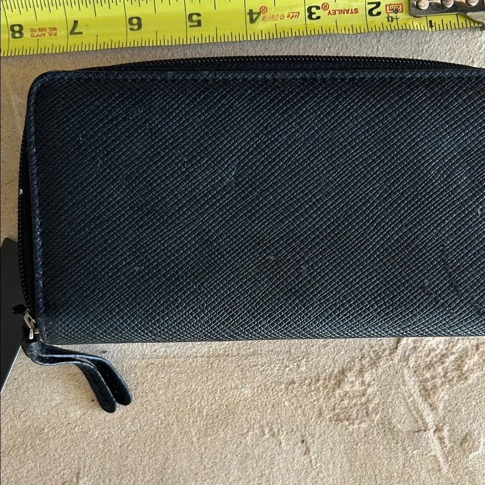 Kenneth‎ Cole Reaction Elegant Black Clutch